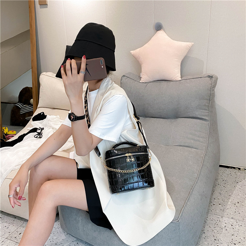 Túi Đeo Chéo JASMIN NOIR Họa Tiết Caro Thời Trang Cổ Điển Cho Nữ