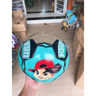 Banh da kun có chữ ký cầu thủ..
