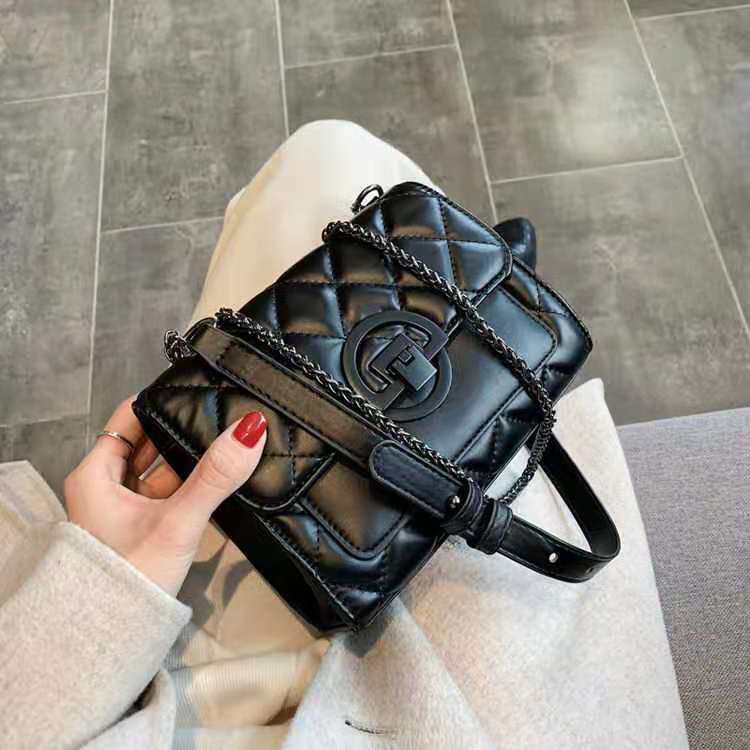 Túi đeo chéo vai dáng hộp vuông thiết kế thời trang 2022 cho nữ