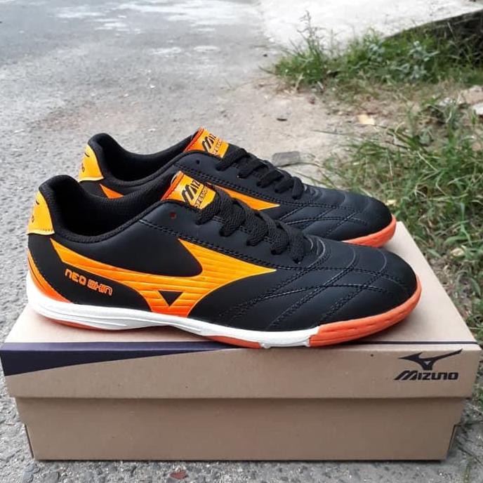 Giày Good Mizuno Futsal Màu Đen 39 Code 811