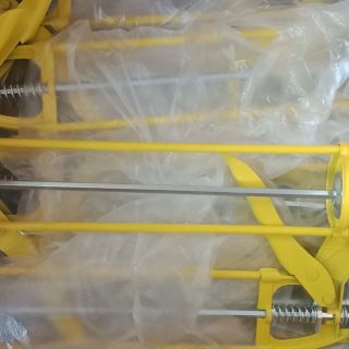 Súng bắn keo silicone