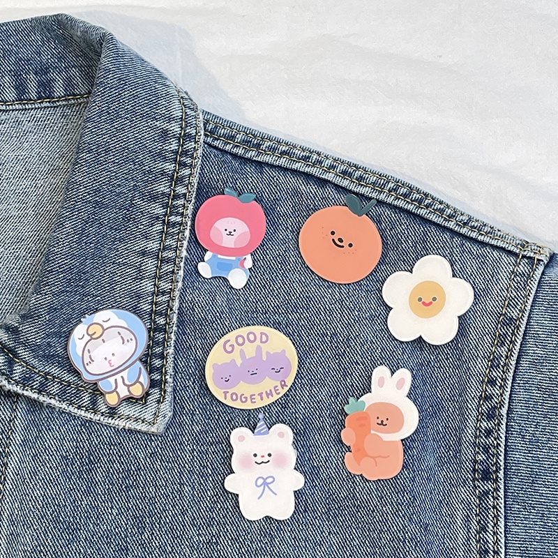 Ghim Cài Áo Bằng Acrylic Hình Bé Gái Hoạt Hình Dễ Thương