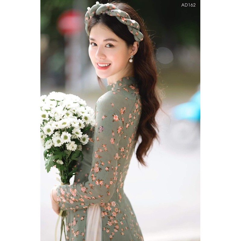 Áo dài hoa nhí 4 tà