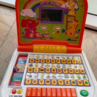 Đồ chơi laptop cho bé