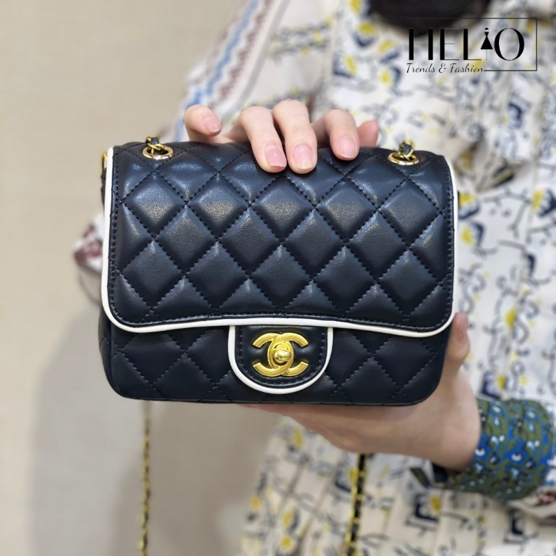 Túi đeo chéo Cha.nel viền trắng dáng mới _ Đen _ HE384