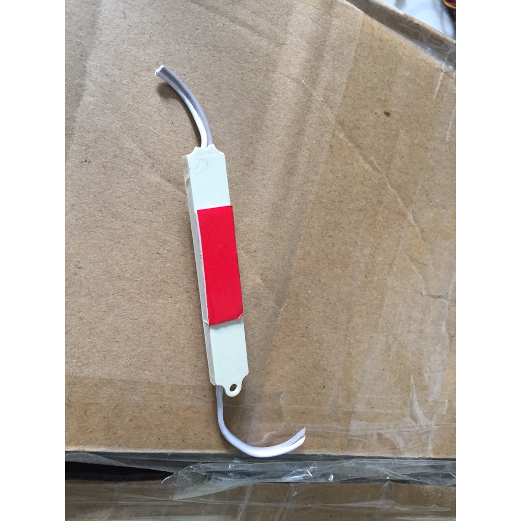 Đèn LED 12V 3 bóng cũ