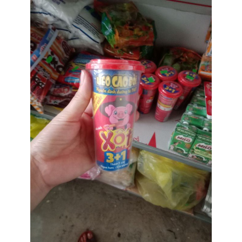 Xúc xích heo cao bồi hộp 4 cái