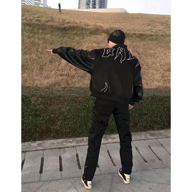 ÁO BOMBER KAKI TAY PHỐI DA THÊU HỌA TIẾT MẶT TRƯỚC SAU FROM UNISEX NAM NỮ STYLE ULZZANG Màu Đen