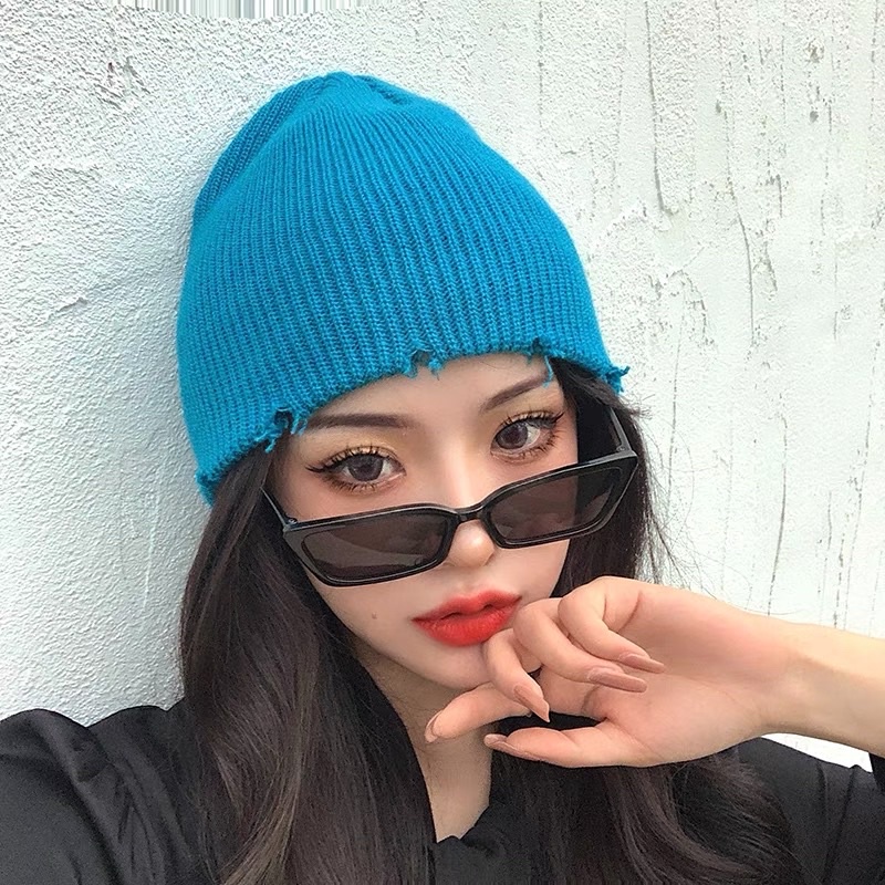 Mũ beanie len rách nhiều màu sắc