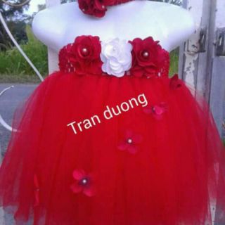 Đầm đỏ đẹp cho bé (hình chụp thật)