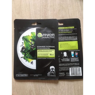 Mặt nạ tinh chất than tre giải độc da garnier- chuẩn đức