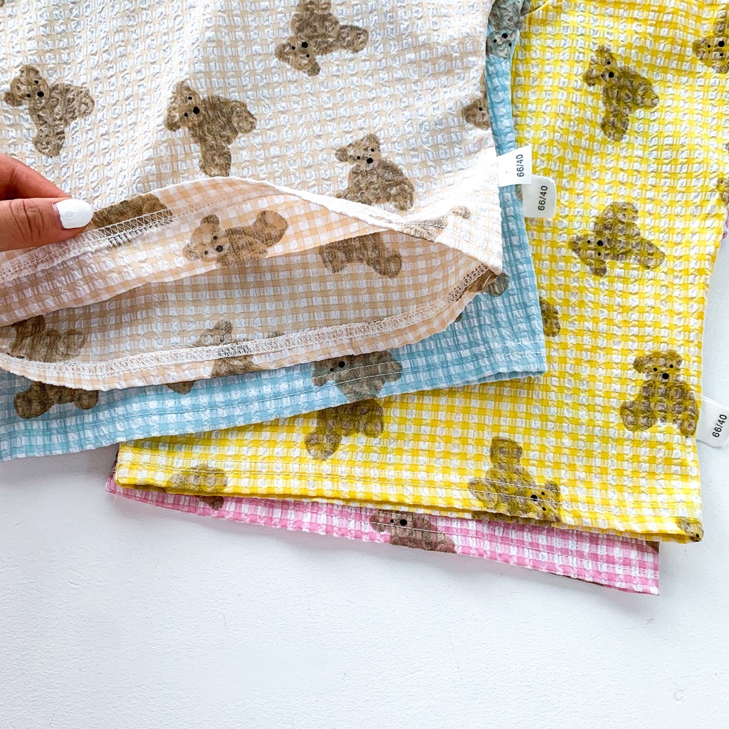 Bộ đồ 2 món với áo thun in họa tiết gấu và quần ngắn thời trang mùa hè dành cho trẻ em