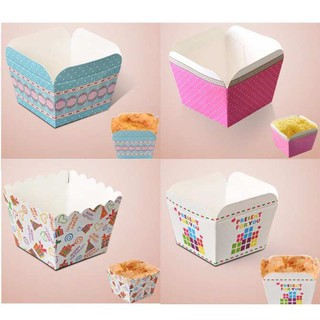 Set 50 Cupcake Giấy Cứng Hình Vuông (Không Dùng Cho Lò Nướng)