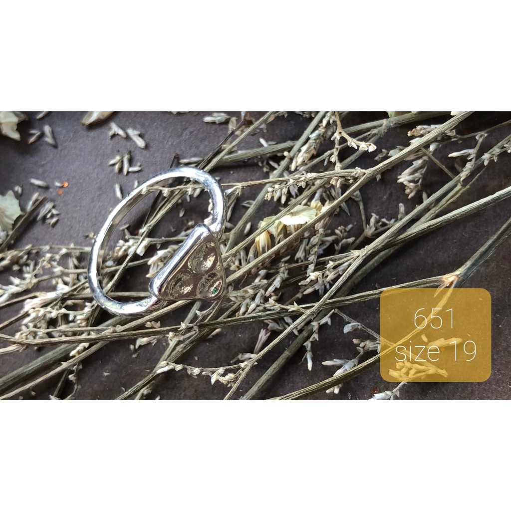 Nhẫn Si Nhật 651