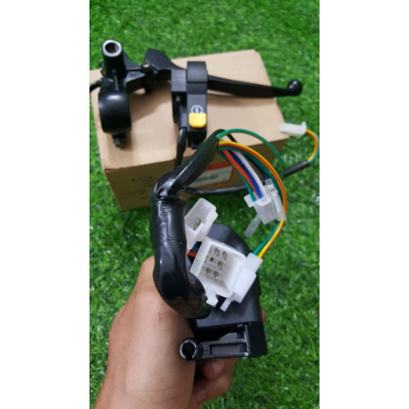 Cùm công tắc giả zin 1/1 dành cho các dòng wave thái 110 và wave alpha 2002 wave zx kèm tay thắng đầy đủ như hình