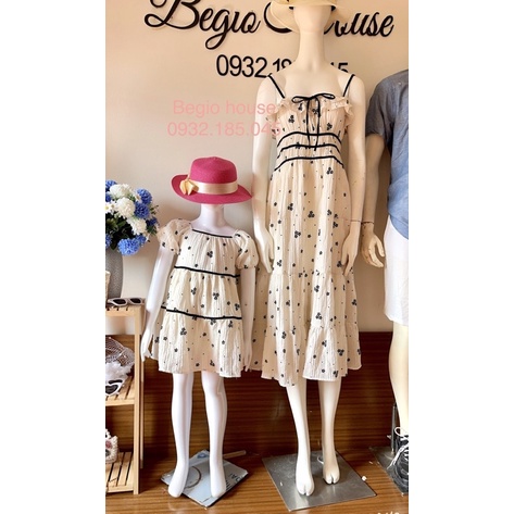 Đầm đôi cho mẹ và bé hoa nhung đen