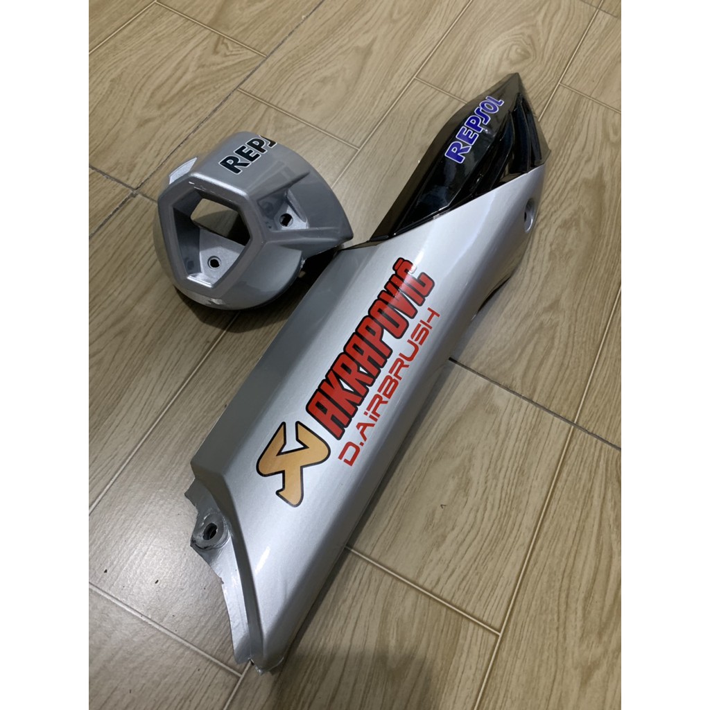 ốp pô chup đích pô winner màu bạc đen