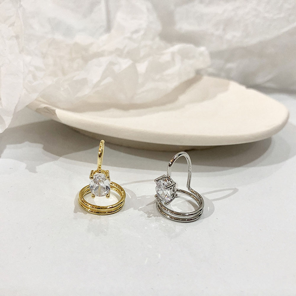 Nhẫn Nữ Trang Đính Đá Thanh Lịch