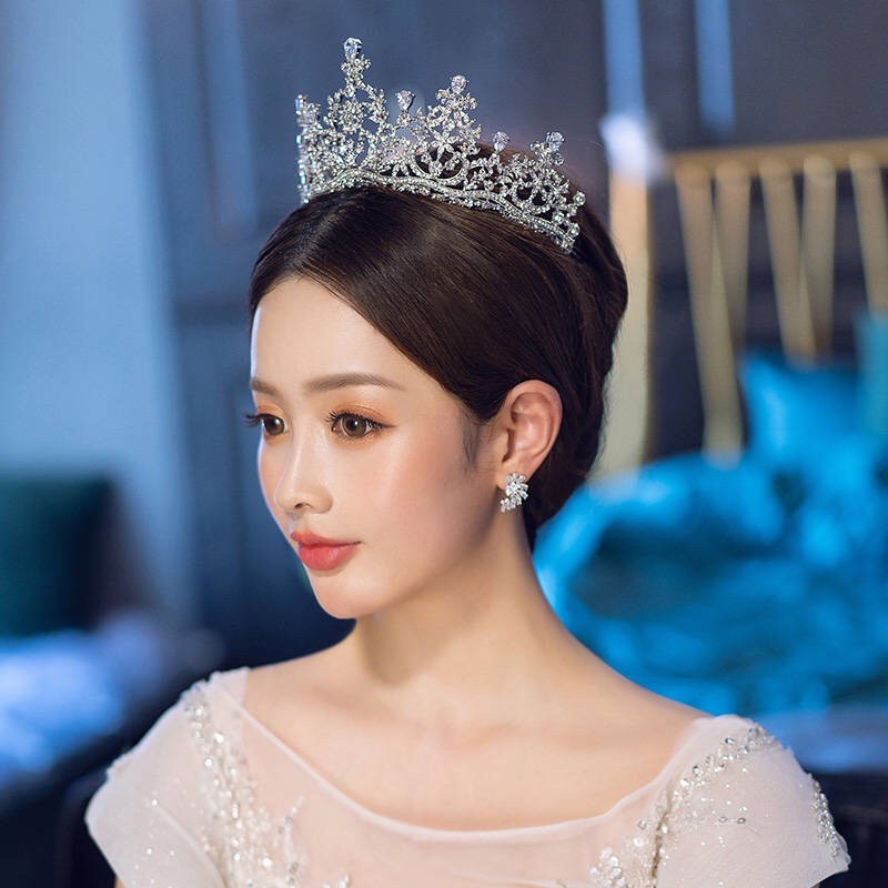 vương miện cô dâu