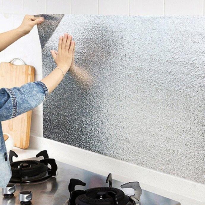 Cuộn Giấy Decal Dán Bếp Tráng Nhôm Cách Nhiệt, Giấy Bạc Dán Bếp (Rộng 61cm)