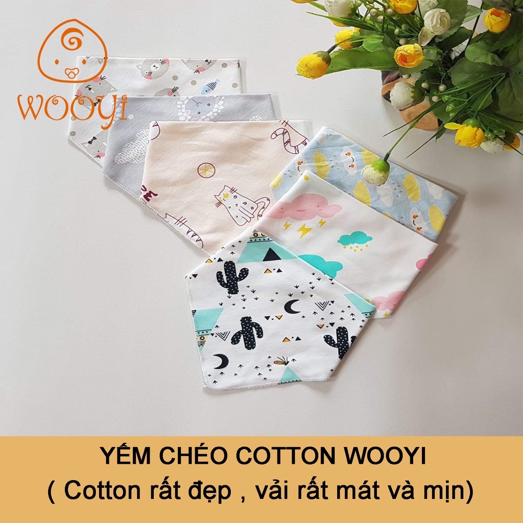 Yếm tam giác cotton 4 lớp có cúc bấm Woogi cho bé