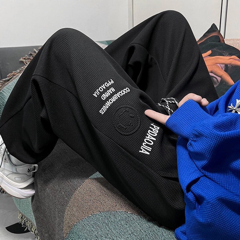 Quần Jogger Thể Thao Ulzzang Dây Rút Gấu Quần Chất Nỉ Dày Dặn(Hàng Sẵn)