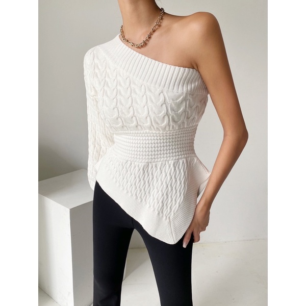 Áo len màu trắng bo eo cá tính cho nữ