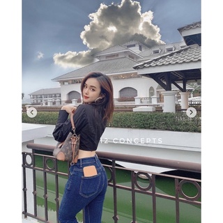 Jeans ống loe