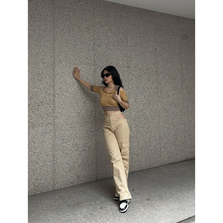 Áo polo croptop hở vai độc đáo be nữ BLMDE | BigBuy360 - bigbuy360.vn