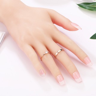 Bộ 2 Nhẫn Titan Nữ Đính Đá Khắc Số La Mã Đơn Giản Không Đen TT 1990