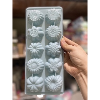 Combo 5 khuôn rau câu, khay đá 2 mẫu
