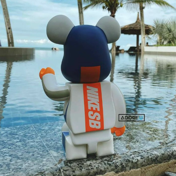 Tượng Bearbrick NlKE SB 400%