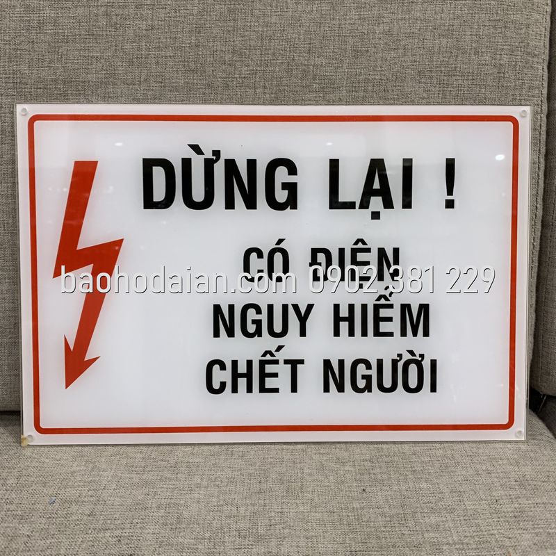 Dừng lại! Có điện nguy hiểm chết người (mica 24 x 36cm)