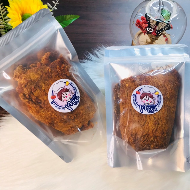 Khô bò miếng mền cay vừa thơm ngon chuẩn vị bò loại 1 đảm bảo VSATTP  Bò thật 100%  túi zip 200gr ăn vặt Misa !!! | BigBuy360 - bigbuy360.vn