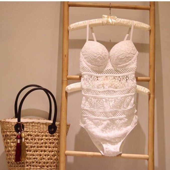 Bộ bikini đi biển cao cấp ren sexy | BigBuy360 - bigbuy360.vn