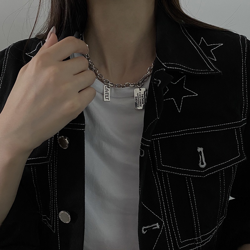 Vòng cổ hai lớp mặt hình vuông phong cách hip hop