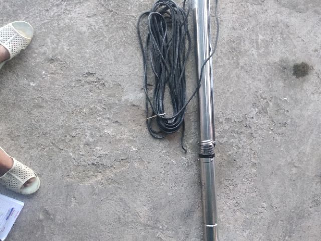 Bơm hoả tiễn giếng khoan 750w