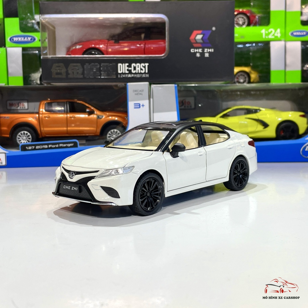 Mô hình xe kim loại Toyota Camry Sport tỉ lệ 1:24 hãng CHEZHI