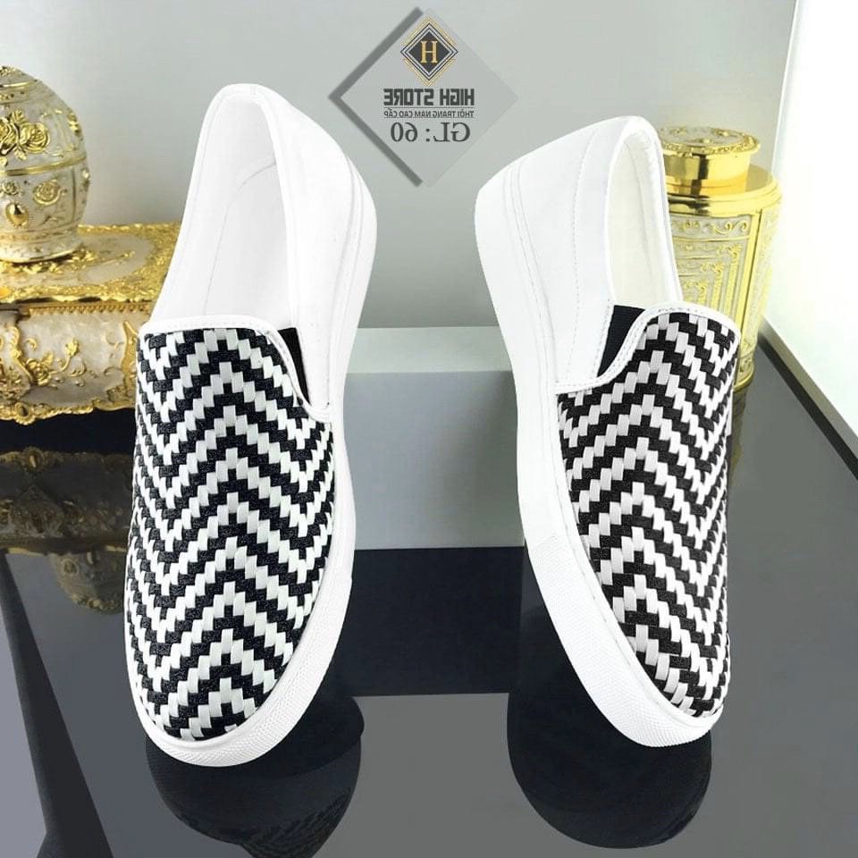 Giày lười nam phối caro viền sóng 2 màu đen và trắng Hottrend 2021 | BigBuy360 - bigbuy360.vn