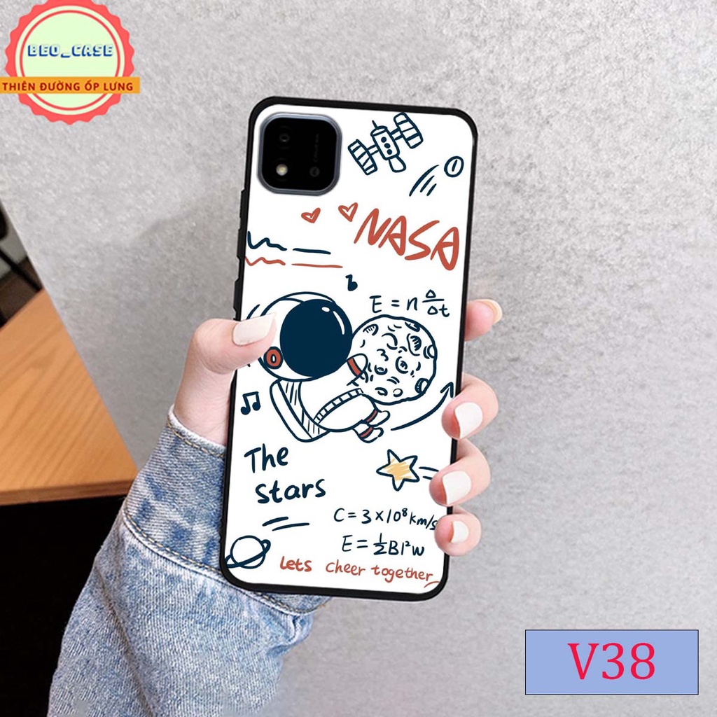 Ốp lưng Oppo Realme C11 2021 / C20 in hình phi hành gia.