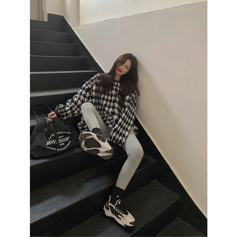 Áo khoác nữ tay dài họa tiết caro thời trang