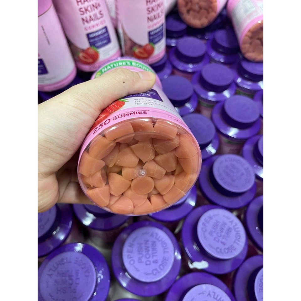 Kẹo dẻo mọc tóc, đẹp da ⚡ HÀNG CAO CẤP ⚡ Kẹo dẻo Hair, Skin & Nails Gummies, 230 viên, Vị dâu, 6000mcg Biotin