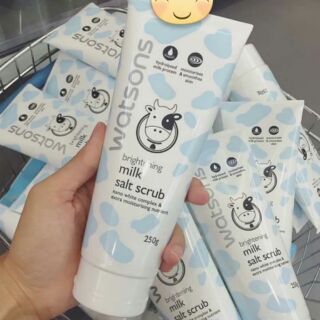 Tẩy tế bào chết Milk Salt Scrub của Watsons Thái Lan