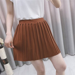 Chân váy ngắn xếp ly