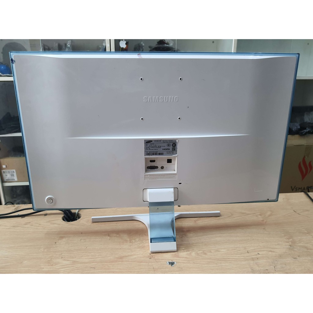 Màn hình samsung 32inch trắng sáng nguyên zin giá tôt cho mọi người dùng | BigBuy360 - bigbuy360.vn