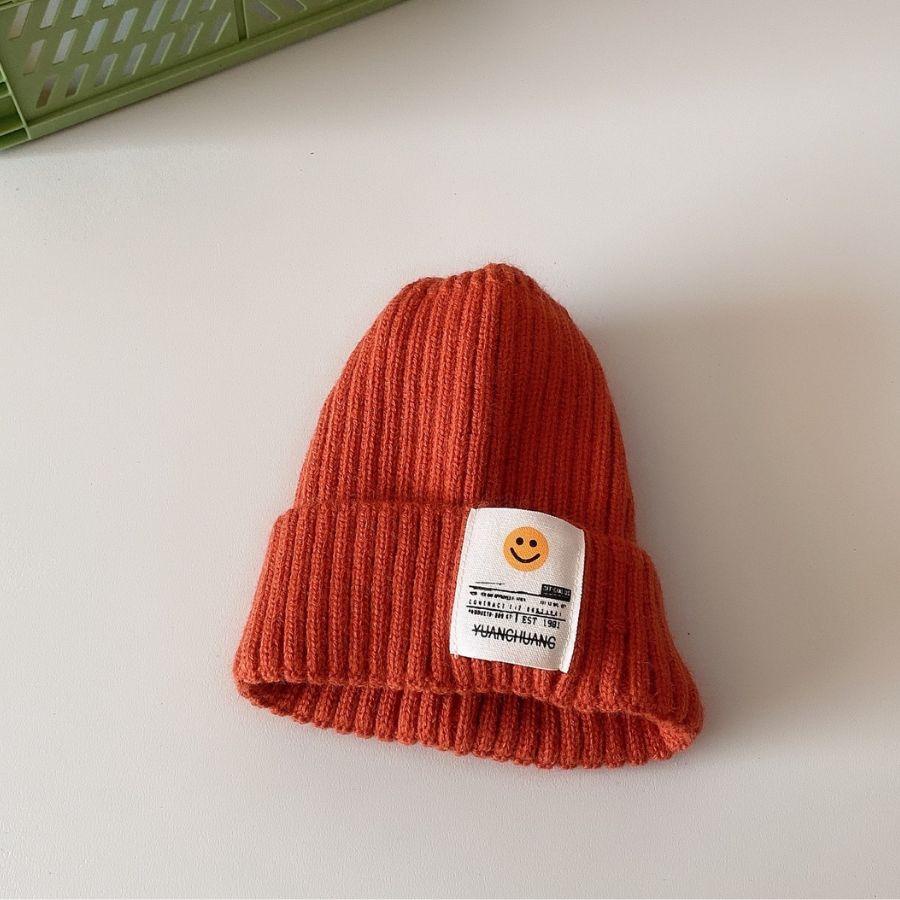 Mũ len beanie mác trắng mặt cười cho bé - M070