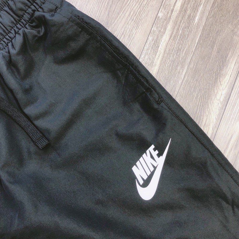 Bộ quần áo gió thể thao nam Nike