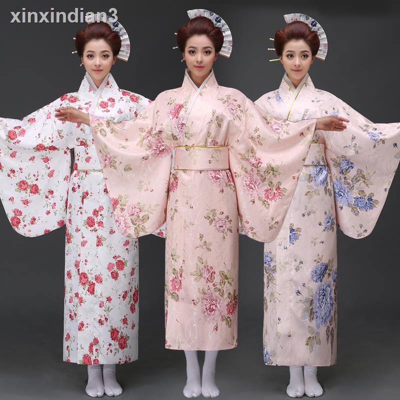 Áo Kimono Cách Tân In Họa Tiết Hoa Anh Đào Phong Cách Truyền Thống Nhật Bản