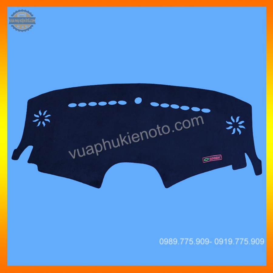 Thảm Taplo Chevrolet Spark 2004- 2012, 2013 -2018 Chất Liệu Da Vân Carbon hoặc Nhung 3 Lớp Chống Trượt