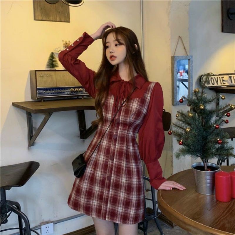 Đầm Caro Tay Phồng Dài agiar Yếm Xinh Xắnnn